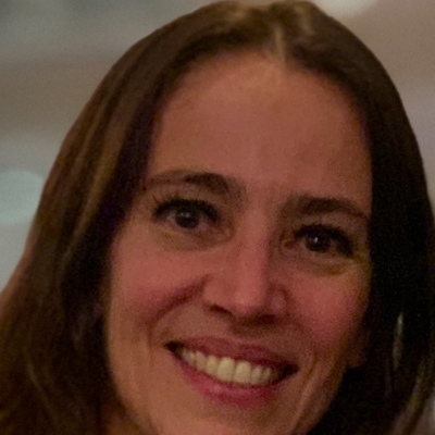Dr Alessandra Chaves