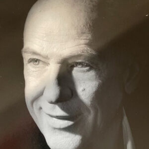 Dr Emmanuel Fouarge