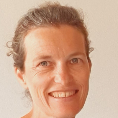 Dr N. Debroux